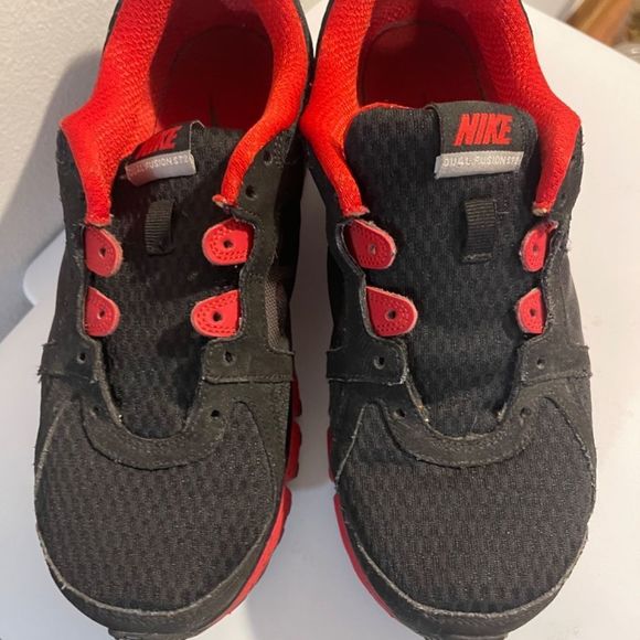 Men’s Nike Dual Fusion ST2 size 6.5 - Picture 4 of 10